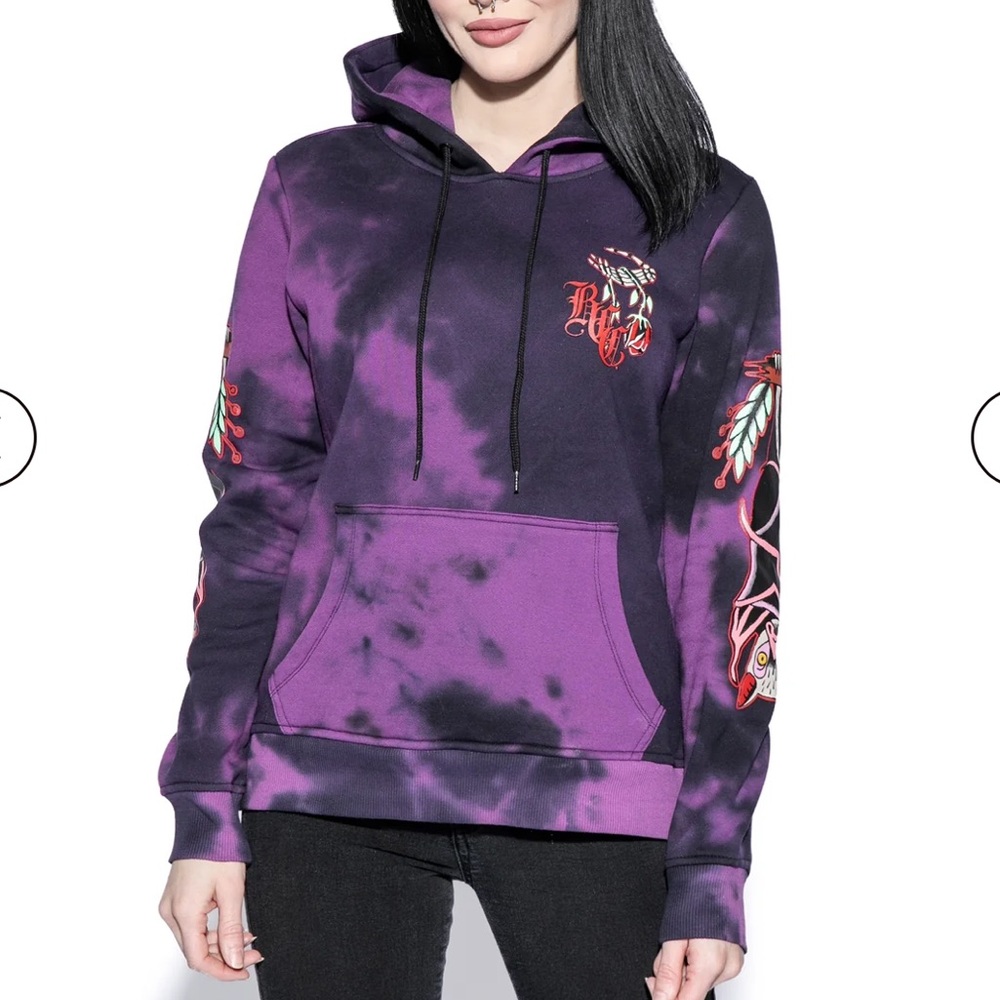 Bat's Roost - Women's Hooded Pullover